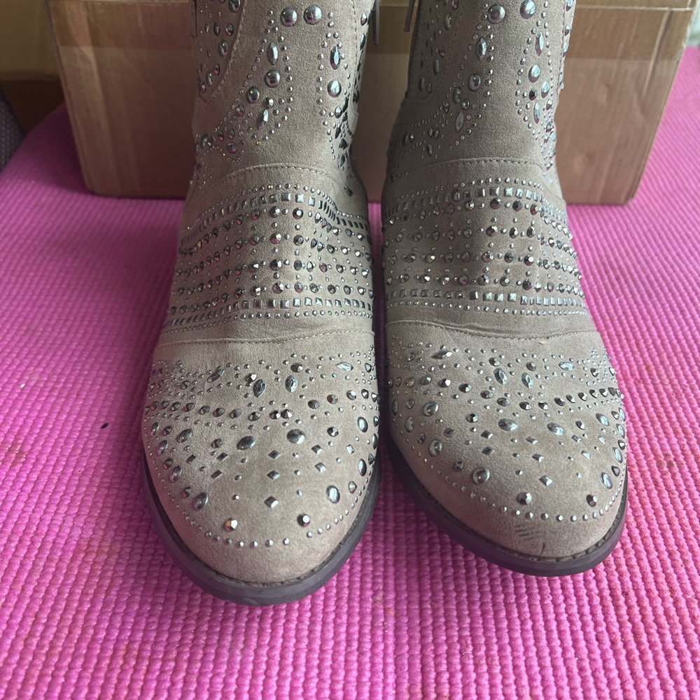 Studded Taupe Women's Boots
